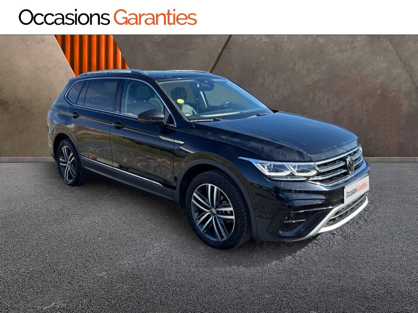 Voitures occasions VOLKSWAGEN TIGUAN ALLSPACE Elegance Exclusive Clermont-Ferrand