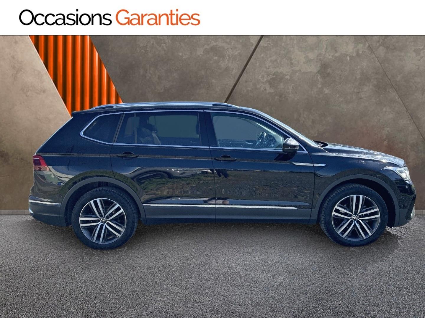 Voitures occasions VOLKSWAGEN TIGUAN ALLSPACE Elegance Exclusive Clermont-Ferrand