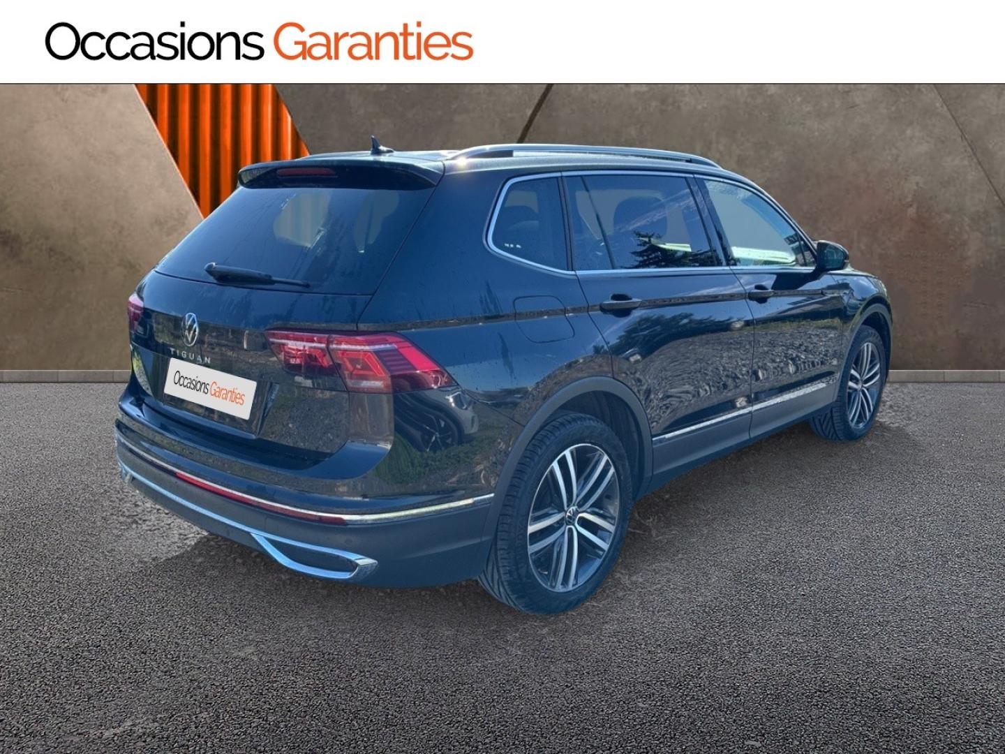 Voitures occasions VOLKSWAGEN TIGUAN ALLSPACE Elegance Exclusive Clermont-Ferrand