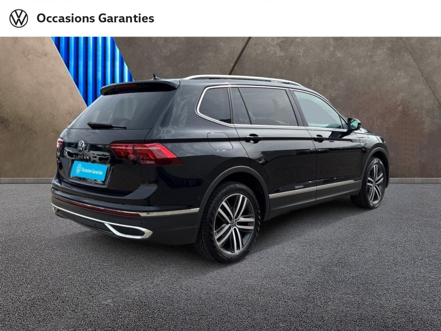 Voitures occasions VOLKSWAGEN TIGUAN ALLSPACE Elegance Exclusive Clermont-Ferrand