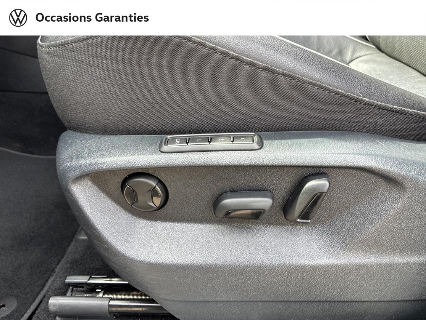 Voitures occasions VOLKSWAGEN TIGUAN ALLSPACE Elegance Exclusive Clermont-Ferrand