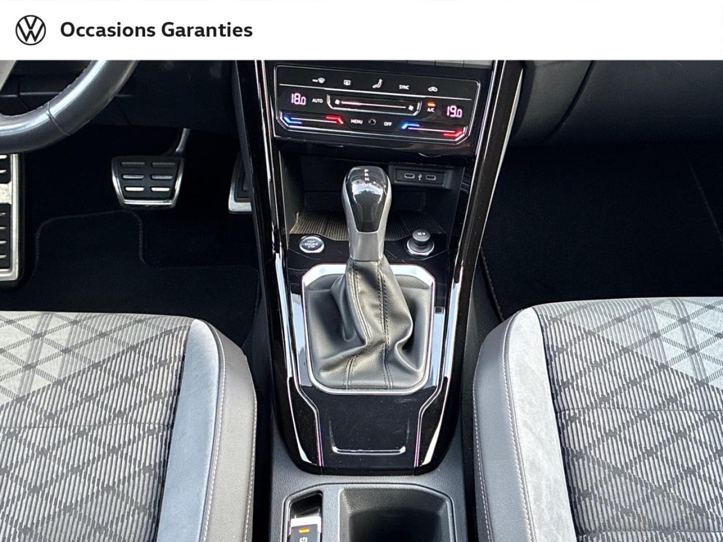 Voitures occasions VOLKSWAGEN T-ROC R-Line Clermont-Ferrand
