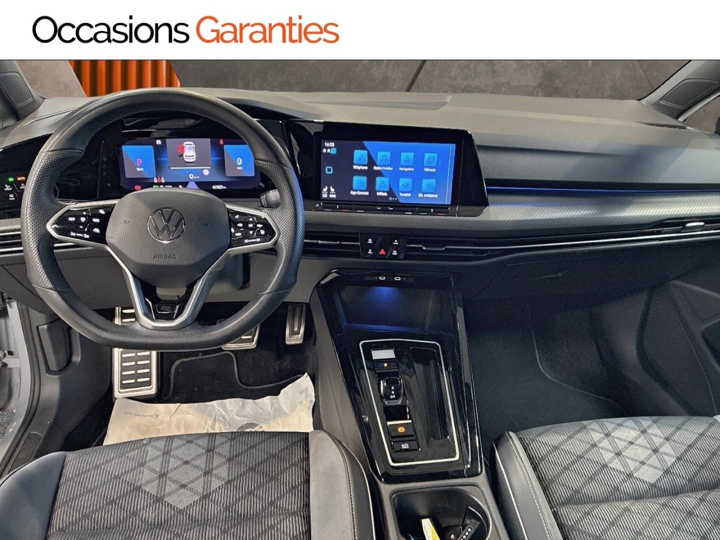 Voitures occasions VOLKSWAGEN GOLF R-Line Clermont-Ferrand
