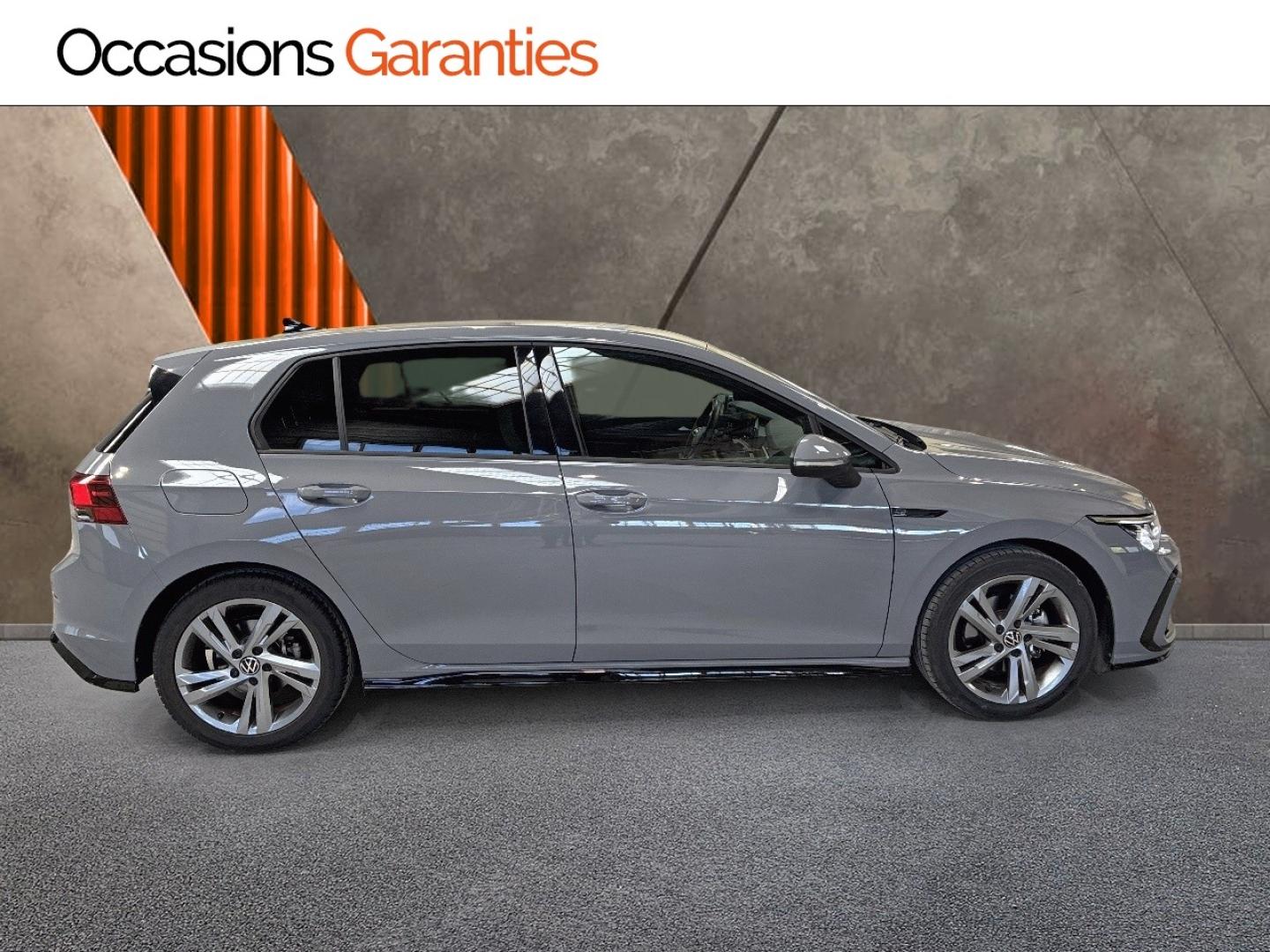 Voitures occasions VOLKSWAGEN GOLF R-Line Clermont-Ferrand