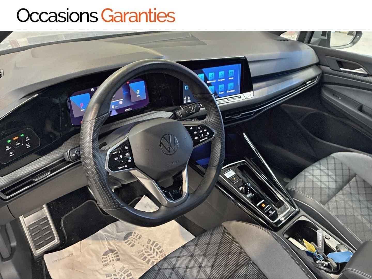 Voitures occasions VOLKSWAGEN GOLF R-Line Clermont-Ferrand