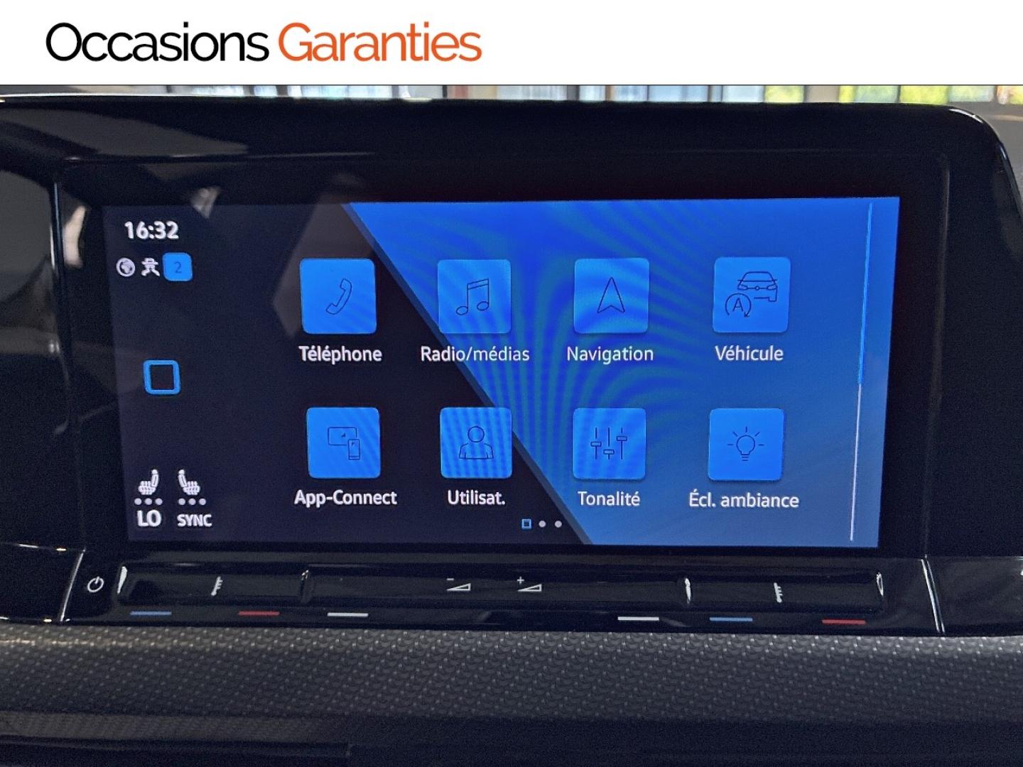 Voitures occasions VOLKSWAGEN GOLF R-Line Clermont-Ferrand