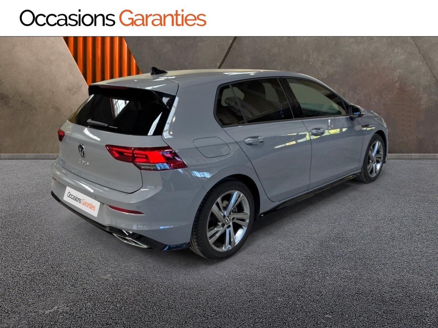 Voitures occasions VOLKSWAGEN GOLF R-Line Clermont-Ferrand