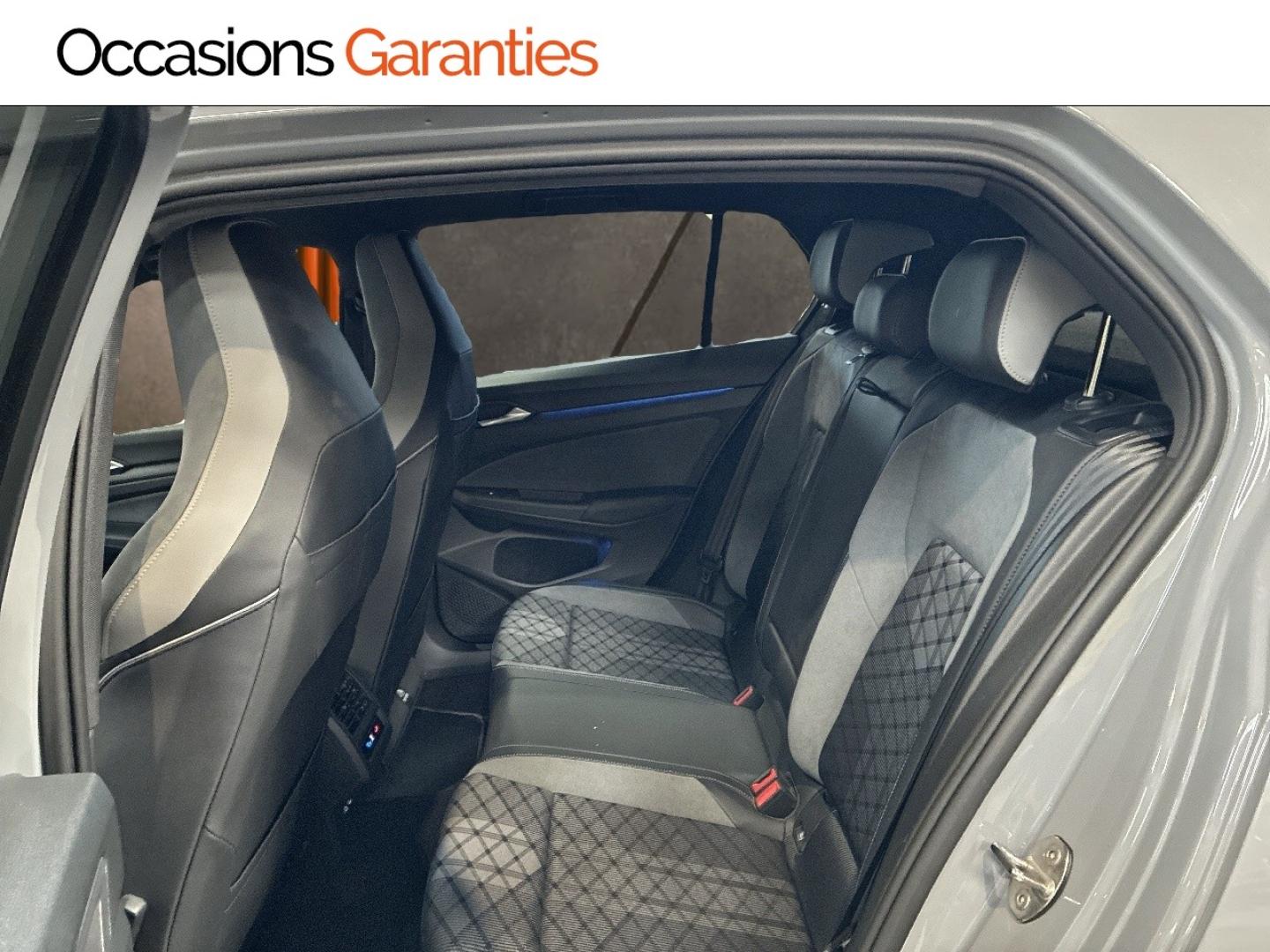 Voitures occasions VOLKSWAGEN GOLF R-Line Clermont-Ferrand