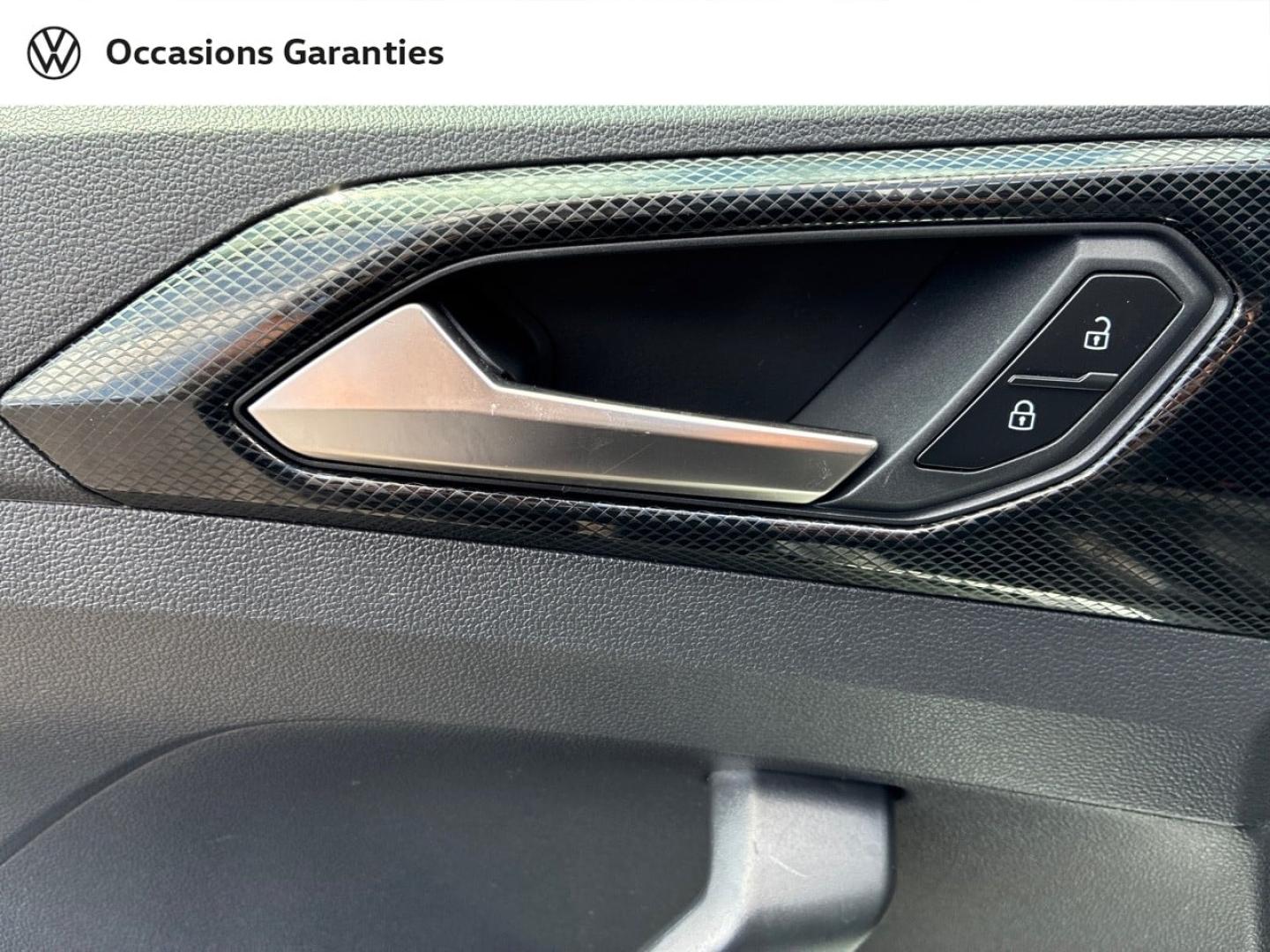 Voitures occasions VOLKSWAGEN T-CROSS VW Edition Clermont-Ferrand