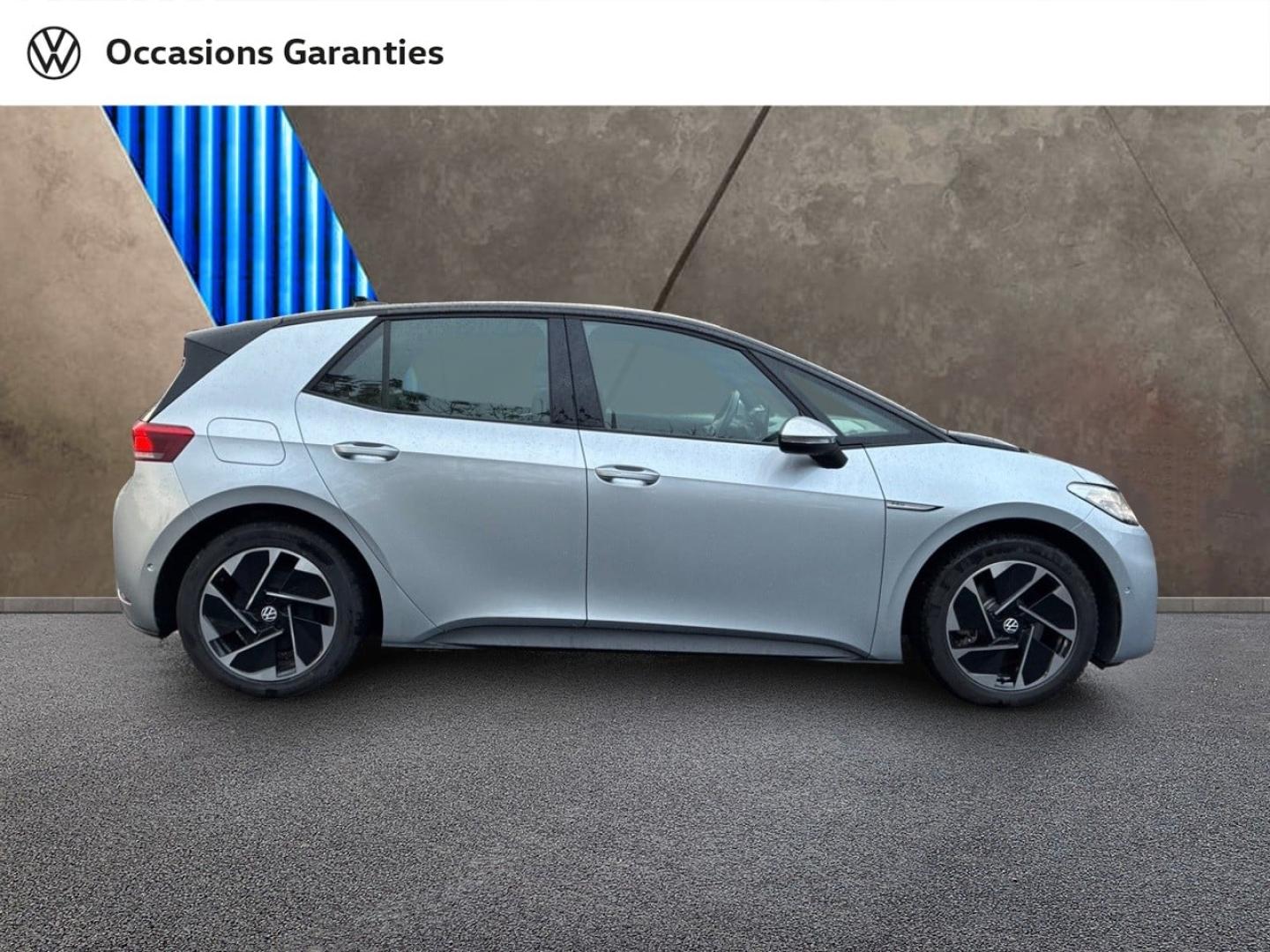 Voitures occasions VOLKSWAGEN ID.3 Base Clermont-Ferrand