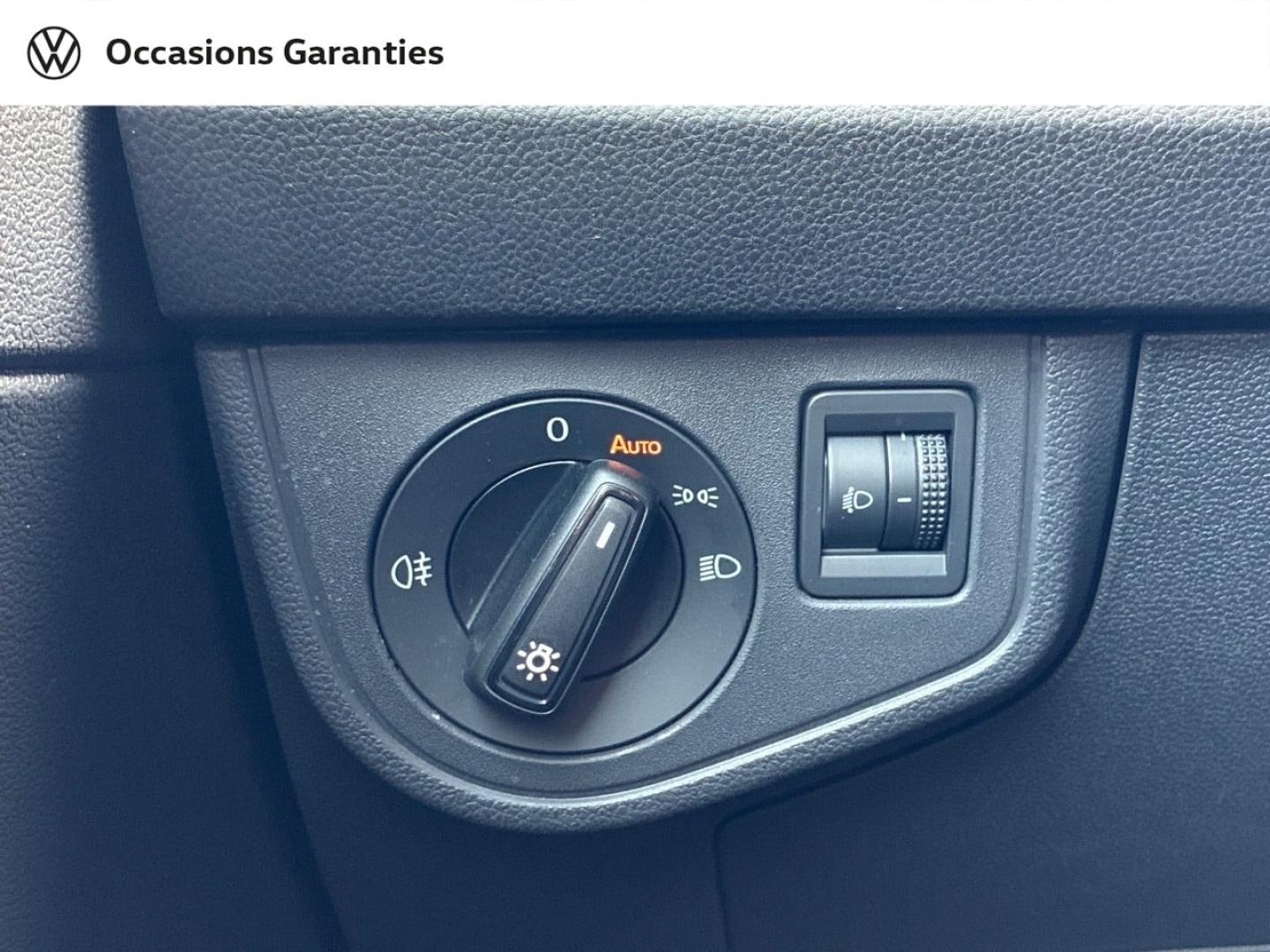 Voitures occasions VOLKSWAGEN POLO VW Edition Clermont-Ferrand