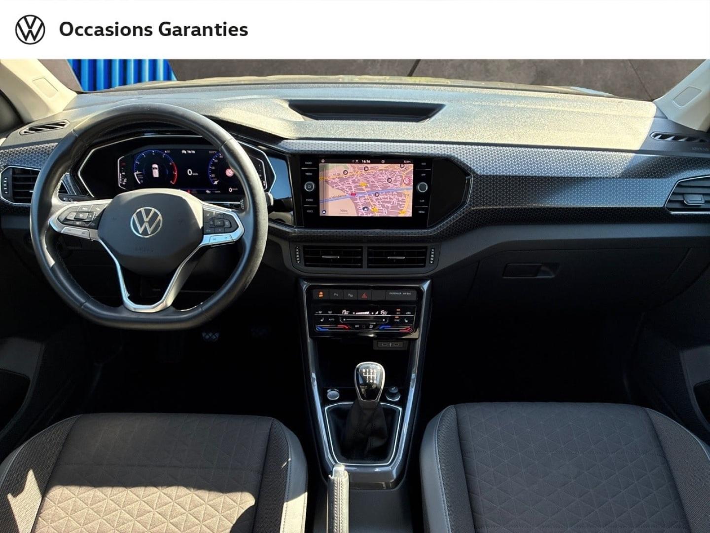 Voitures occasions VOLKSWAGEN T-CROSS Style Clermont-Ferrand