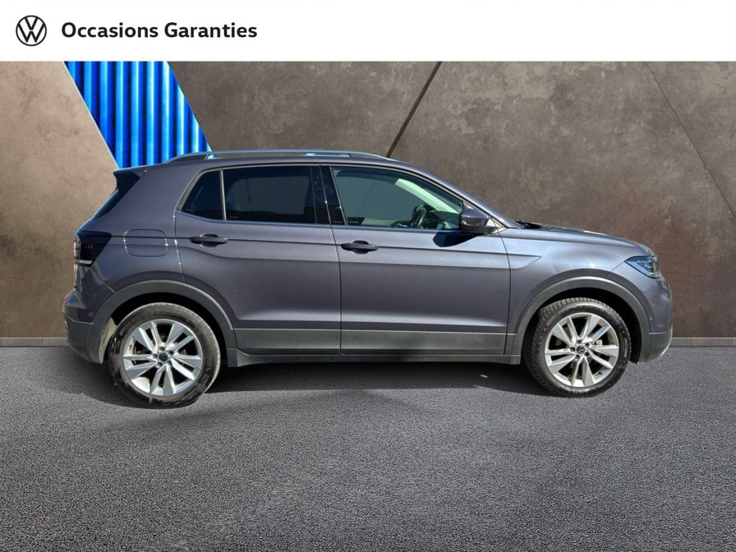 Voitures occasions VOLKSWAGEN T-CROSS Style Clermont-Ferrand