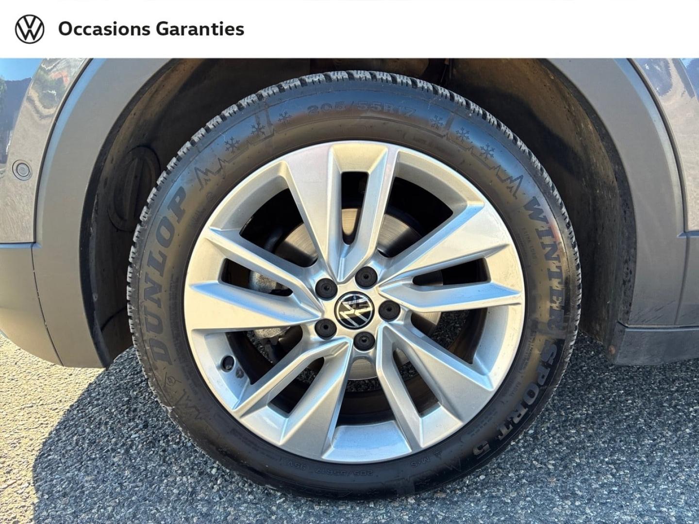 Voitures occasions VOLKSWAGEN T-CROSS Style Clermont-Ferrand