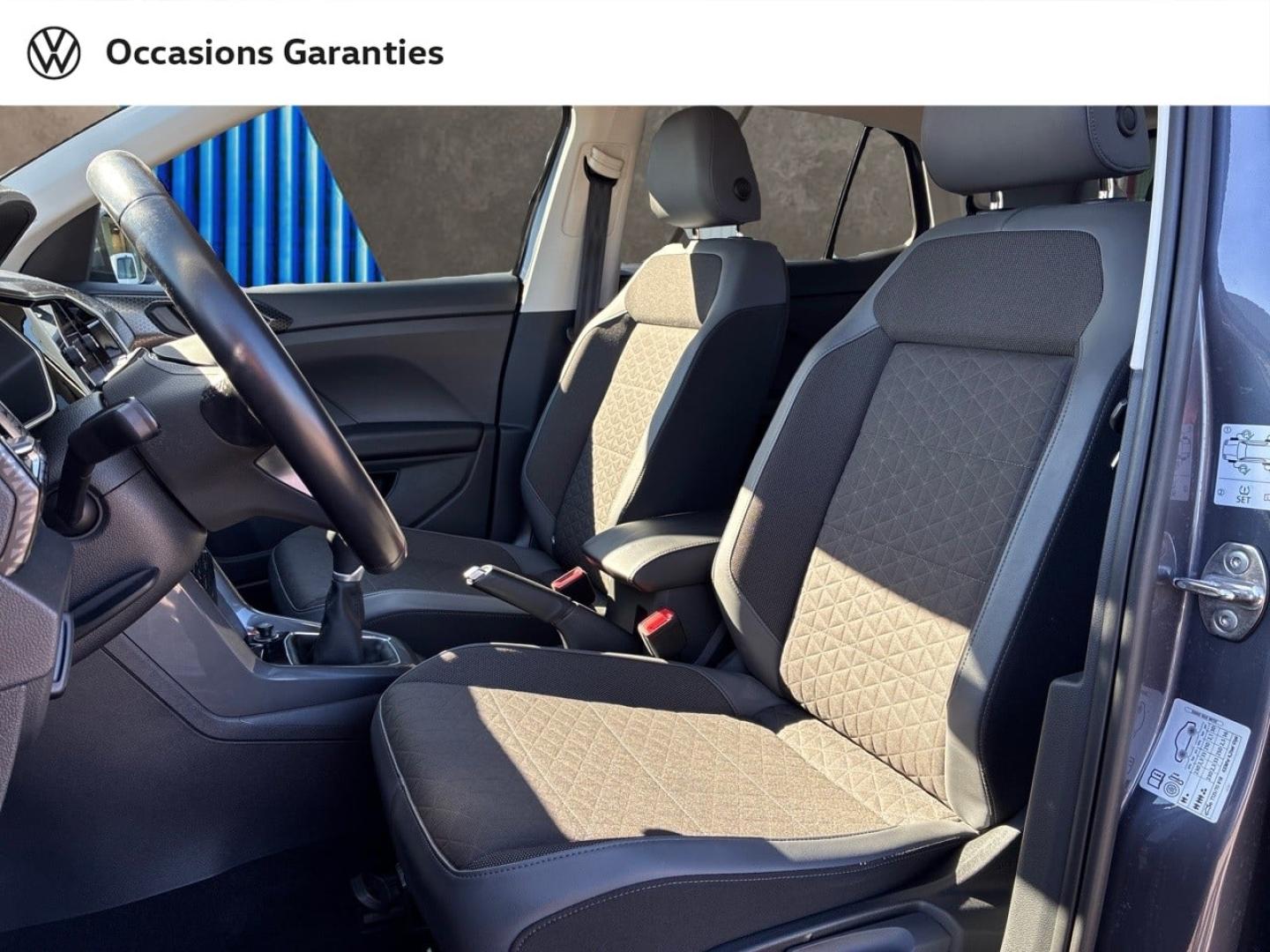Voitures occasions VOLKSWAGEN T-CROSS Style Clermont-Ferrand