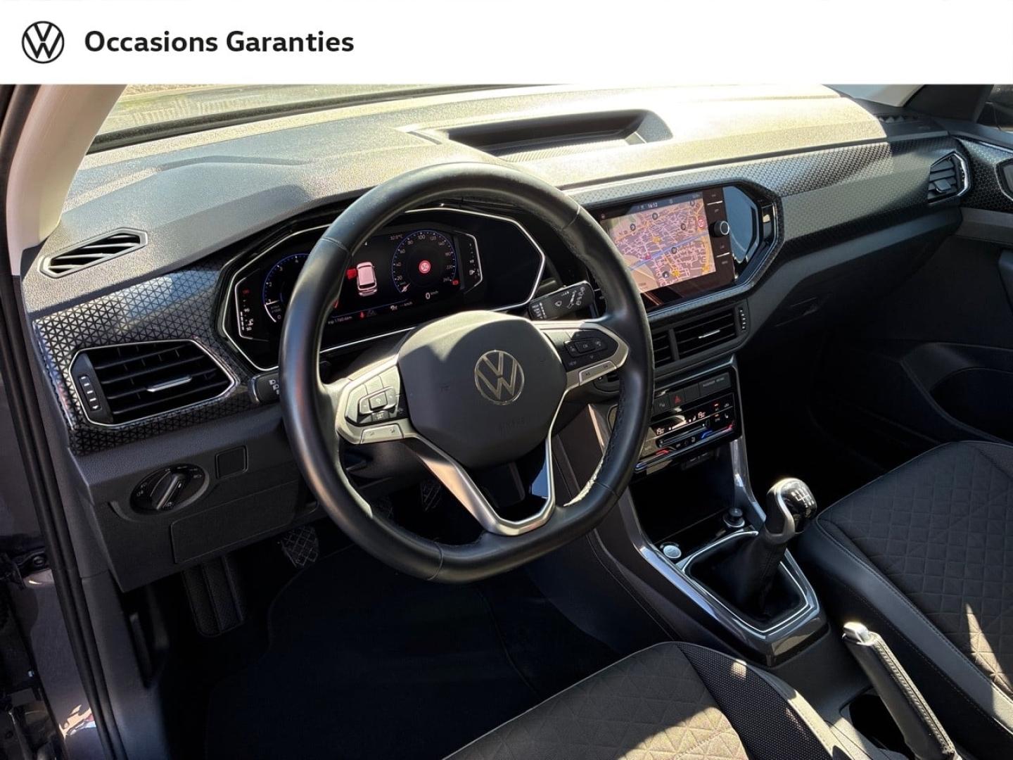 Voitures occasions VOLKSWAGEN T-CROSS Style Clermont-Ferrand