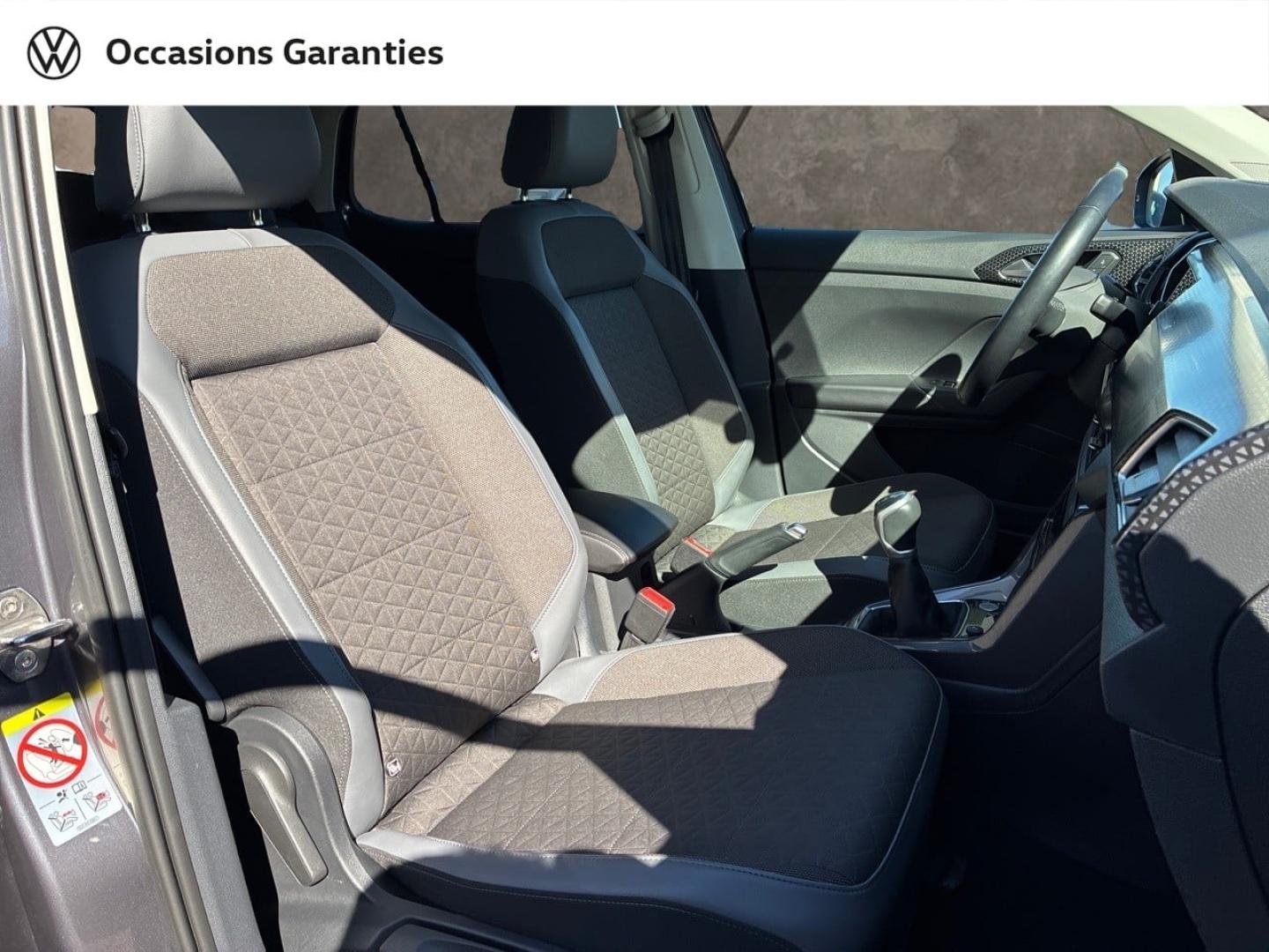Voitures occasions VOLKSWAGEN T-CROSS Style Clermont-Ferrand