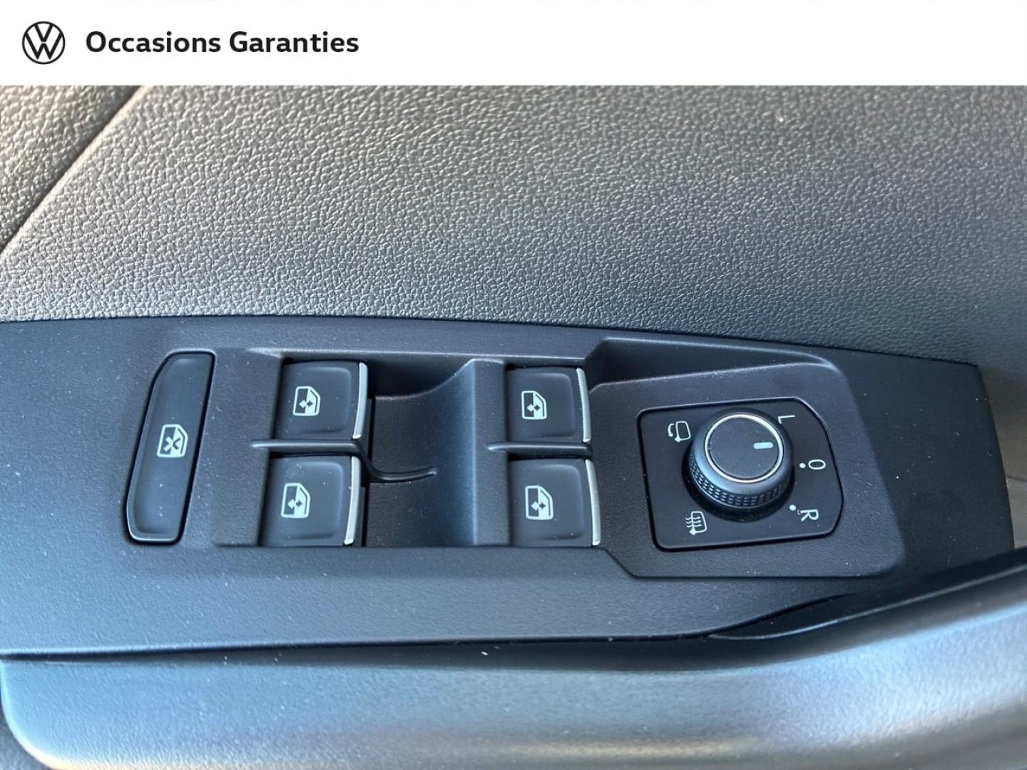 Voitures occasions VOLKSWAGEN T-CROSS Style Clermont-Ferrand