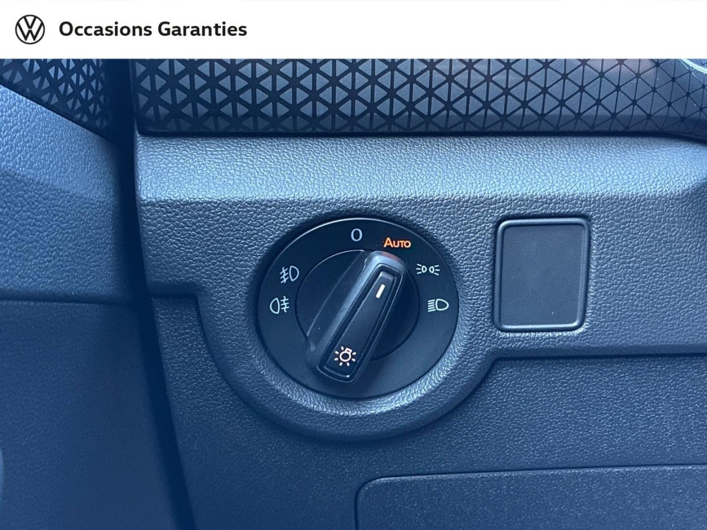 Voitures occasions VOLKSWAGEN T-CROSS Style Clermont-Ferrand