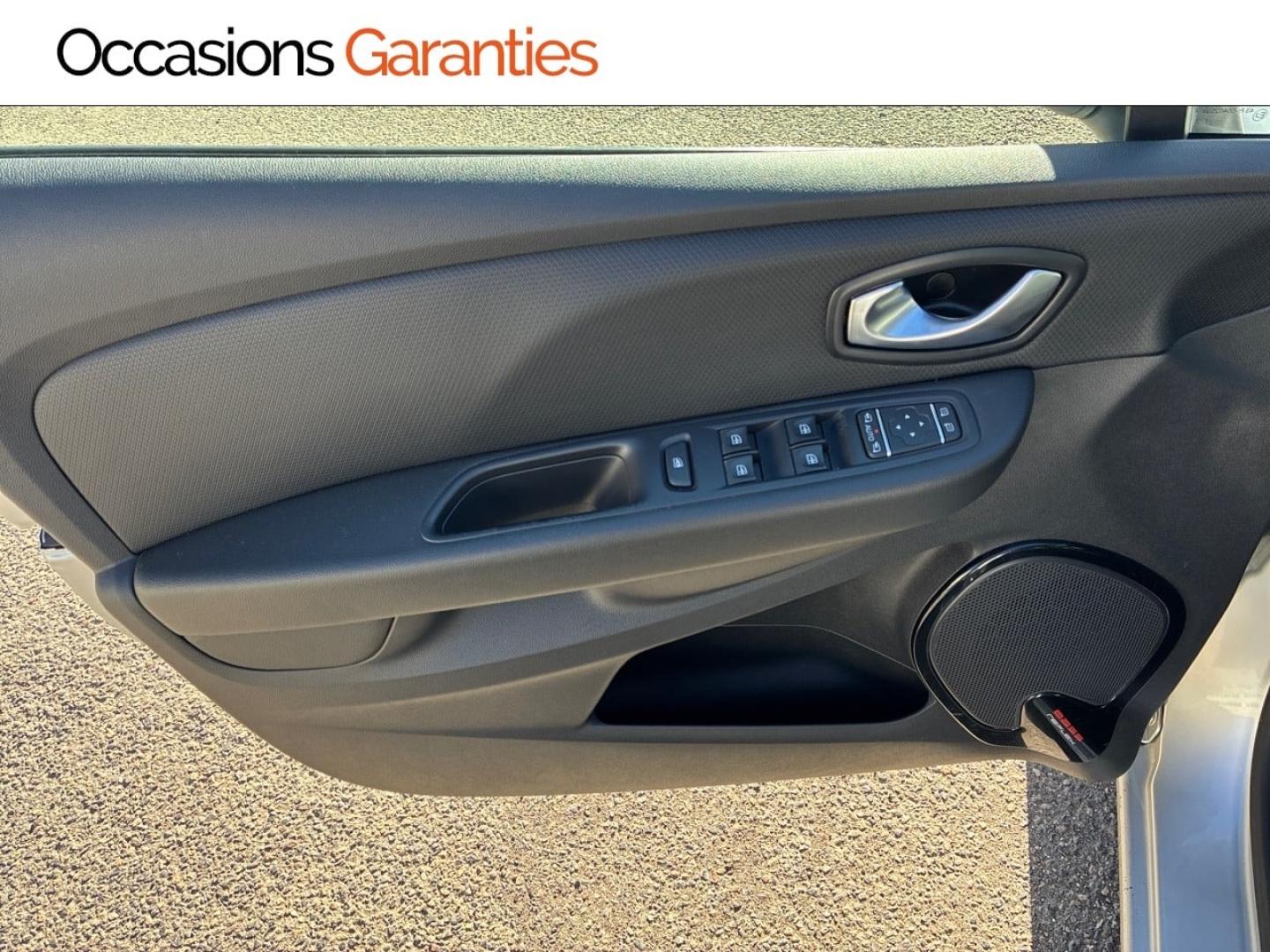 Voitures occasions RENAULT CLIO Intens Clermont-Ferrand