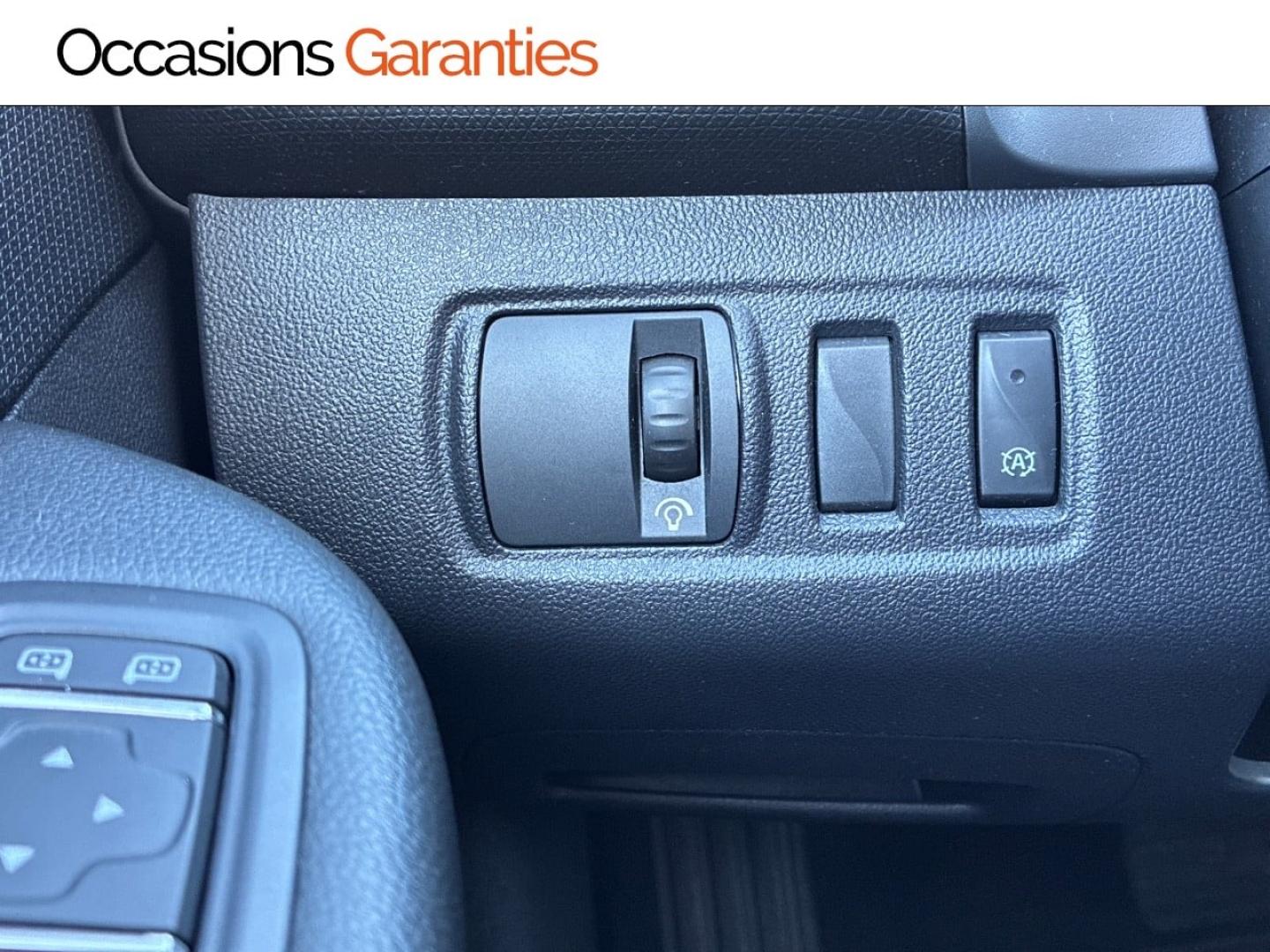 Voitures occasions RENAULT CLIO Intens Clermont-Ferrand
