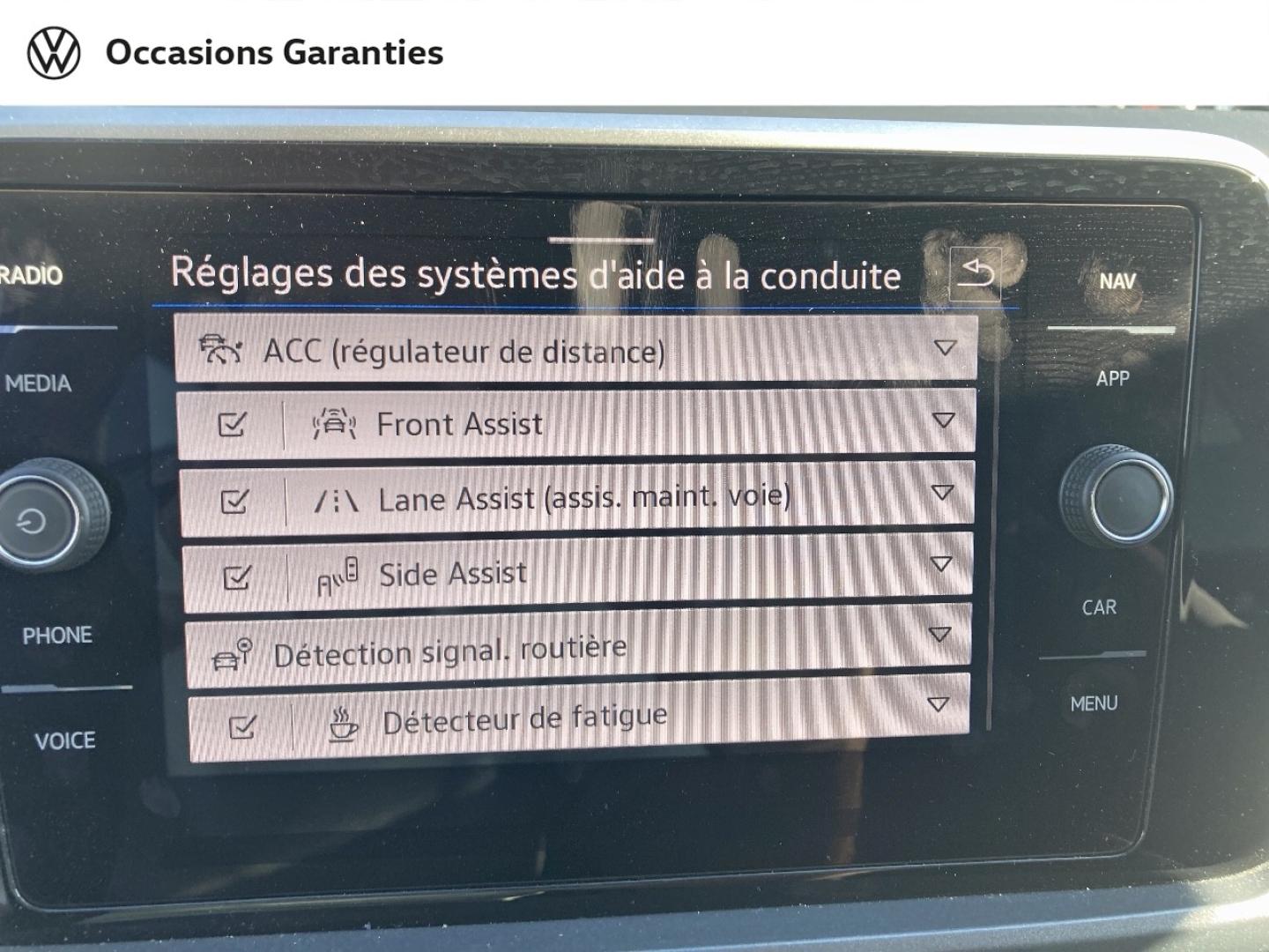 Voitures occasions VOLKSWAGEN T-ROC Style Clermont-Ferrand