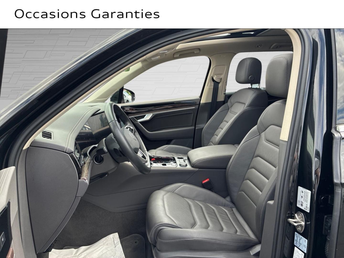 Voitures occasions VOLKSWAGEN TOUAREG Elegance Clermont-Ferrand