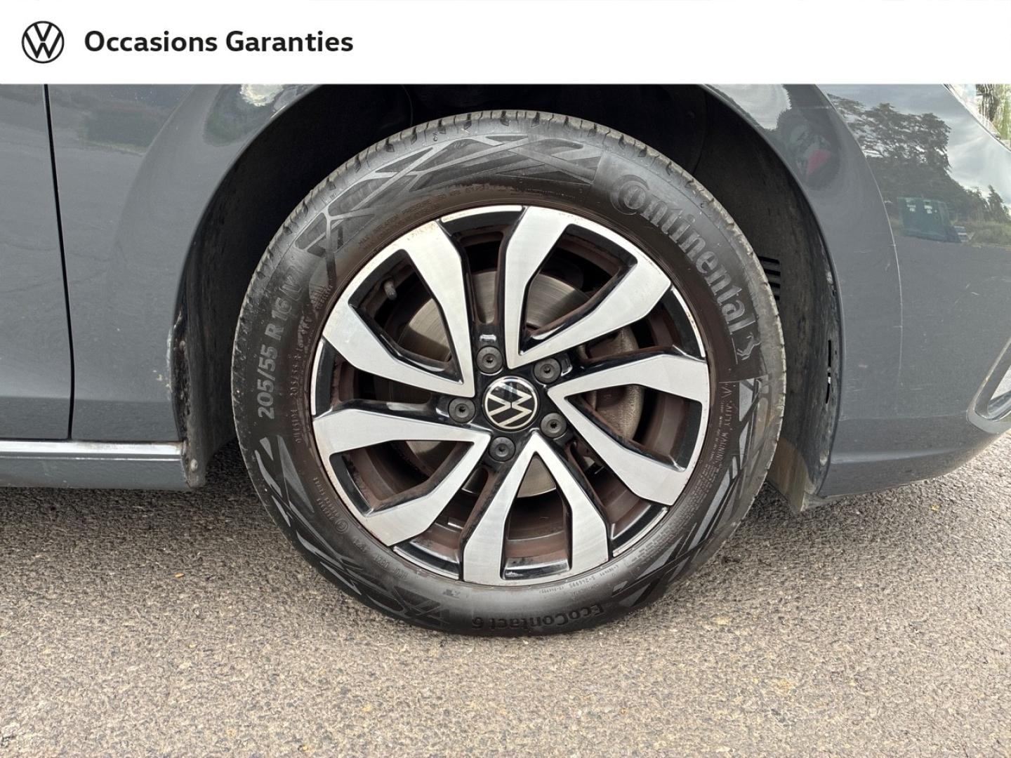 Voitures occasions VOLKSWAGEN GOLF Active Clermont-Ferrand