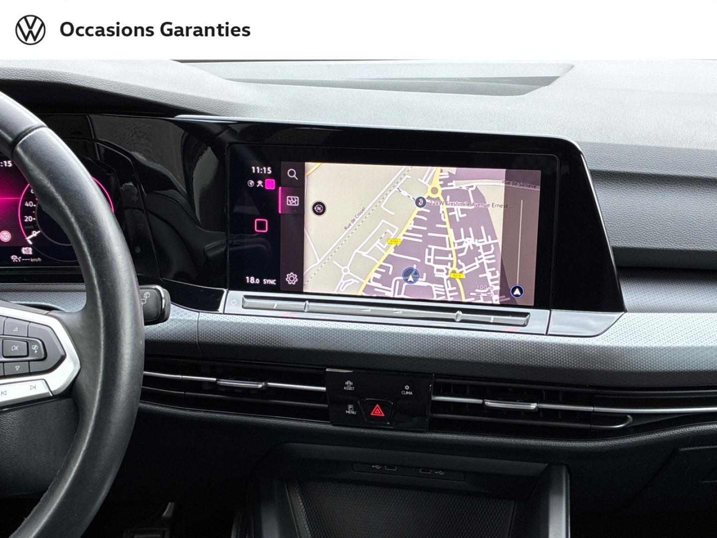 Voitures occasions VOLKSWAGEN GOLF Active Clermont-Ferrand