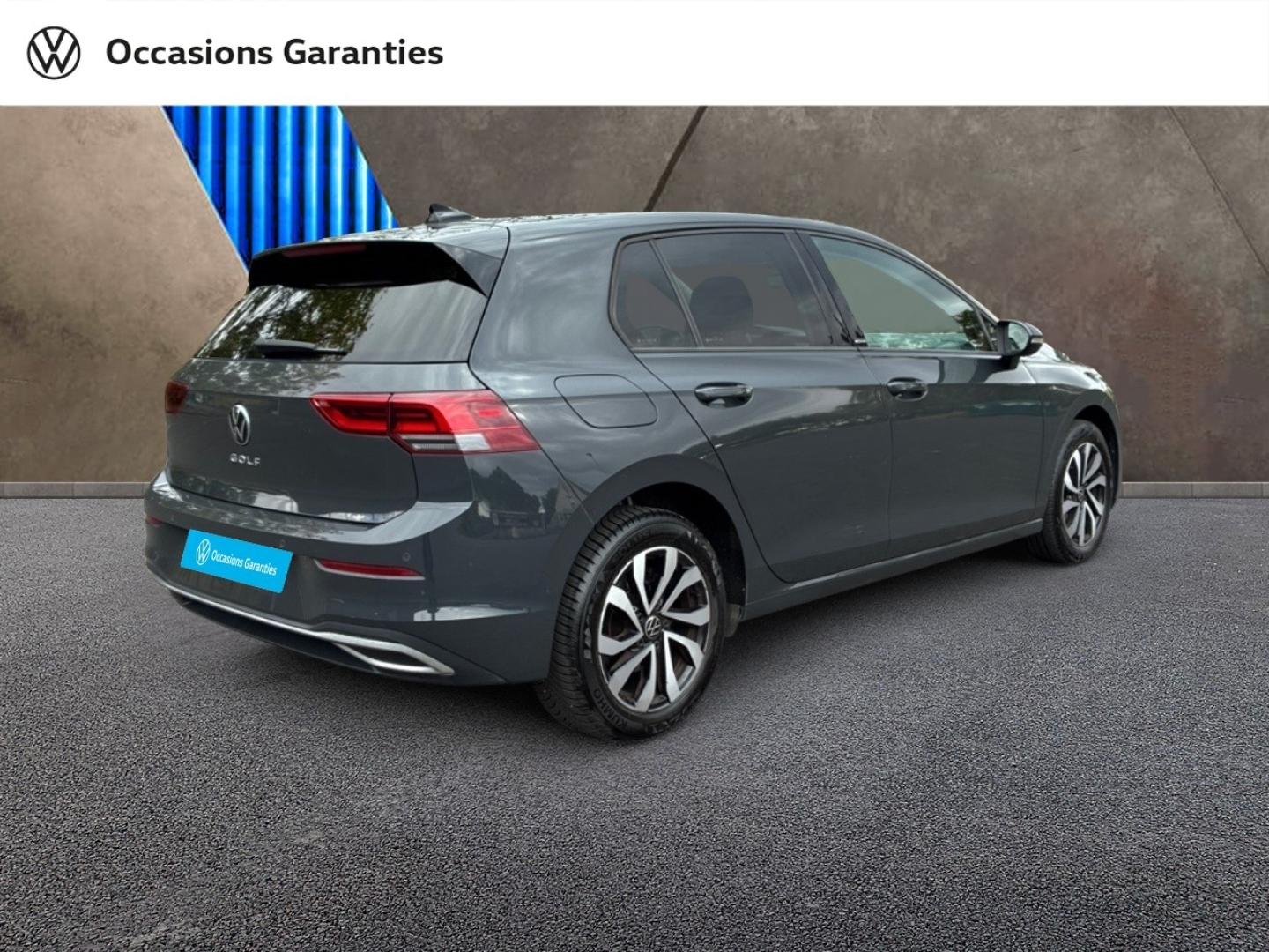 Voitures occasions VOLKSWAGEN GOLF Active Clermont-Ferrand