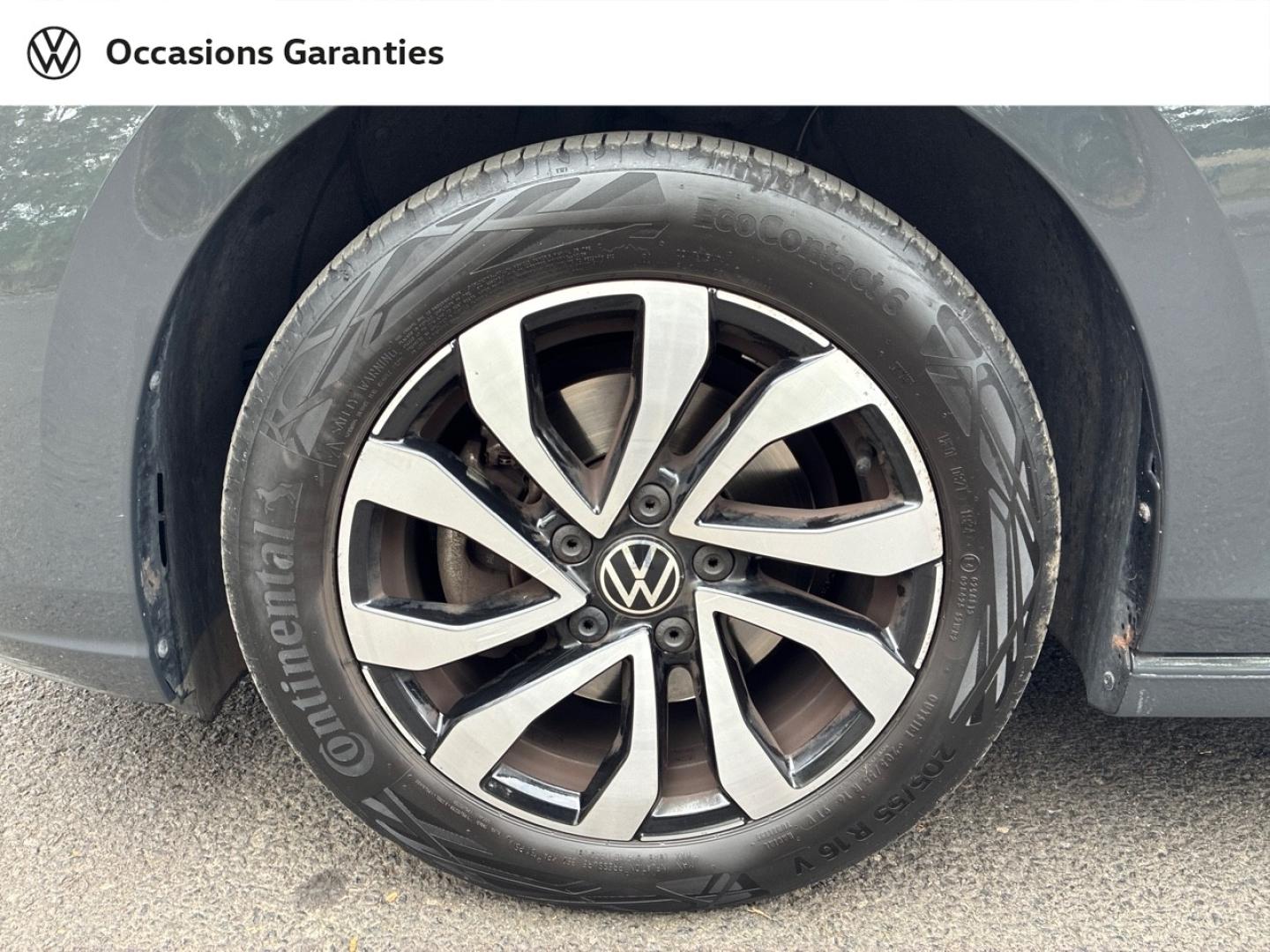 Voitures occasions VOLKSWAGEN GOLF Active Clermont-Ferrand