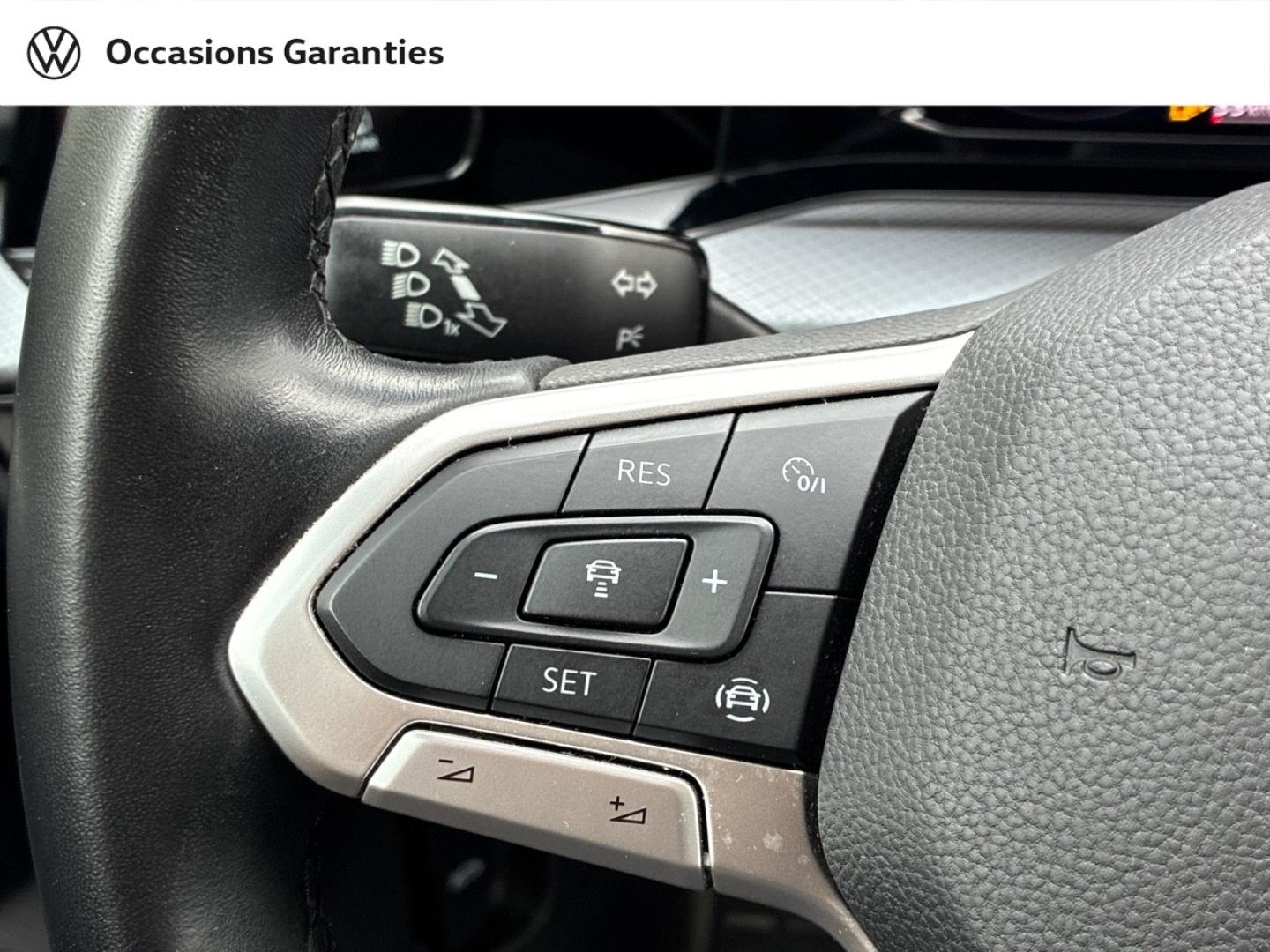 Voitures occasions VOLKSWAGEN GOLF Active Clermont-Ferrand
