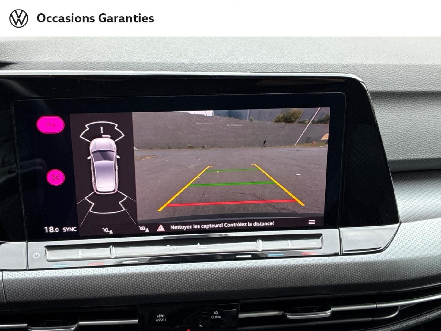 Voitures occasions VOLKSWAGEN GOLF Active Clermont-Ferrand