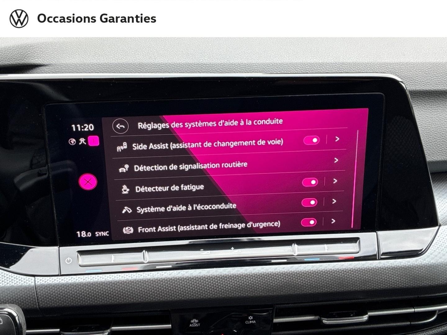 Voitures occasions VOLKSWAGEN GOLF Active Clermont-Ferrand