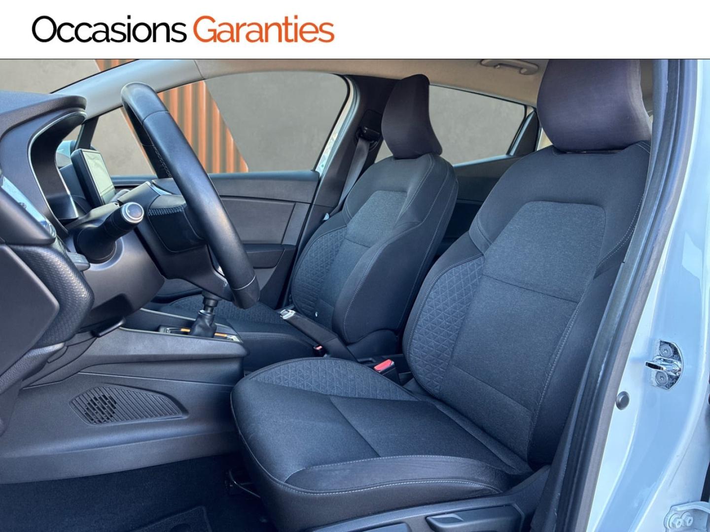 Voitures occasions RENAULT CLIO Zen Clermont-Ferrand