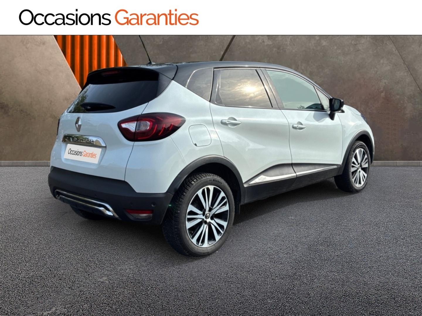 Voitures occasions RENAULT CAPTUR Intens Clermont-Ferrand