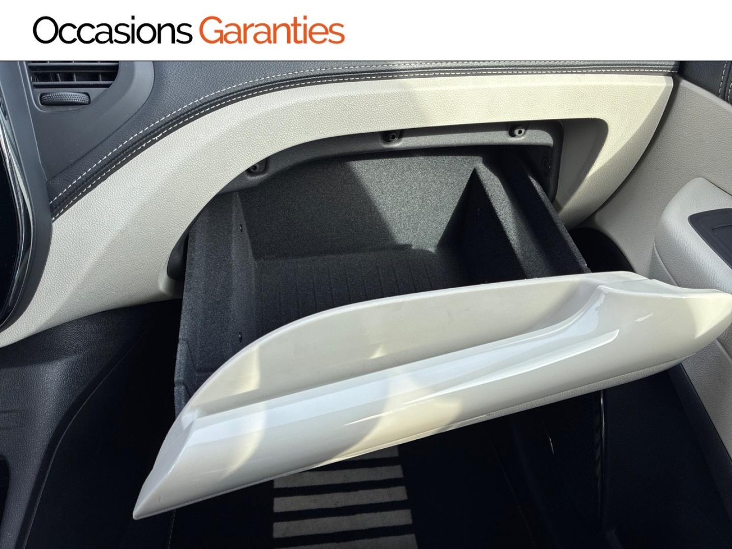 Voitures occasions RENAULT CAPTUR Intens Clermont-Ferrand