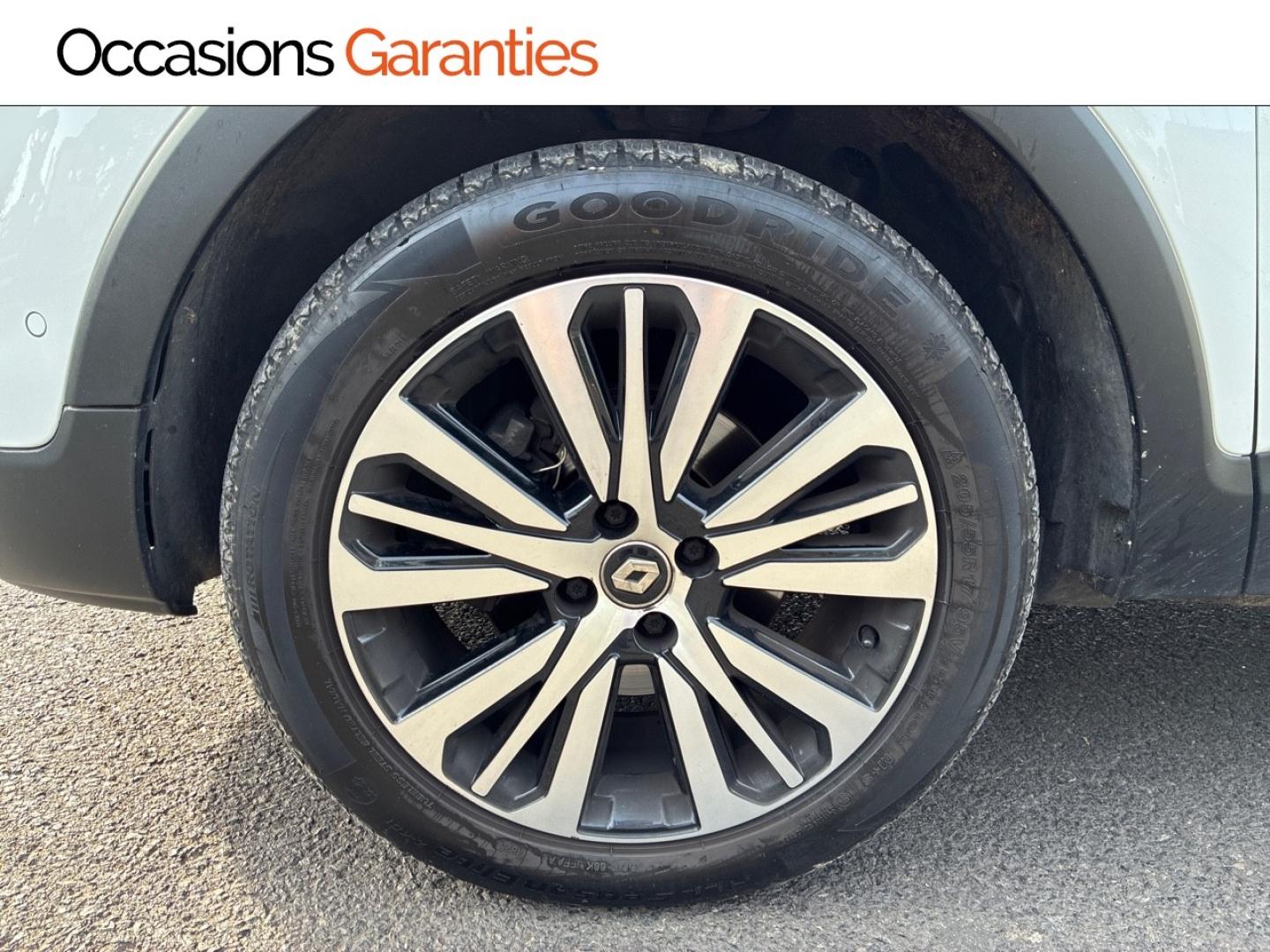 Voitures occasions RENAULT CAPTUR Intens Clermont-Ferrand