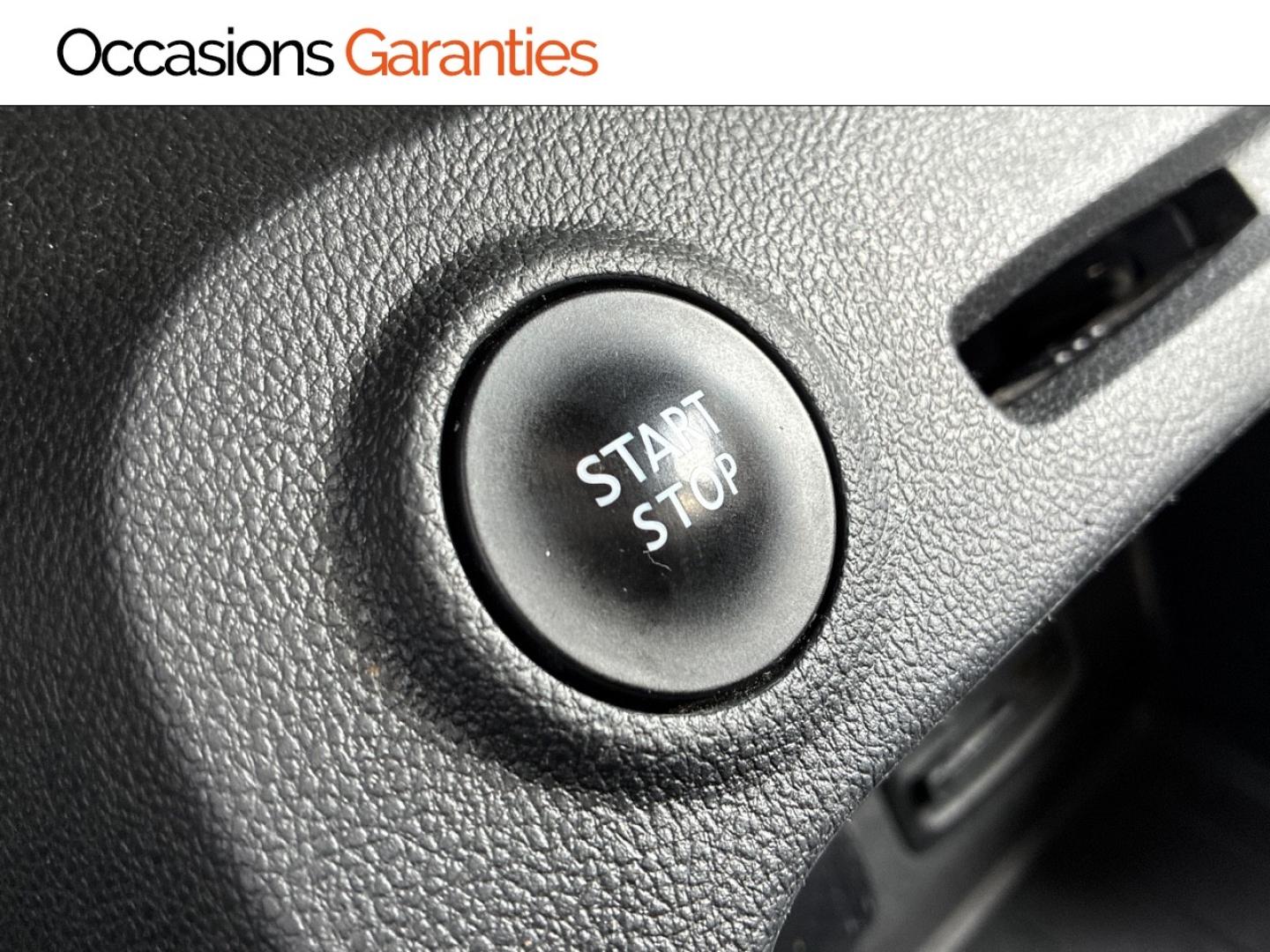 Voitures occasions RENAULT CAPTUR Intens Clermont-Ferrand