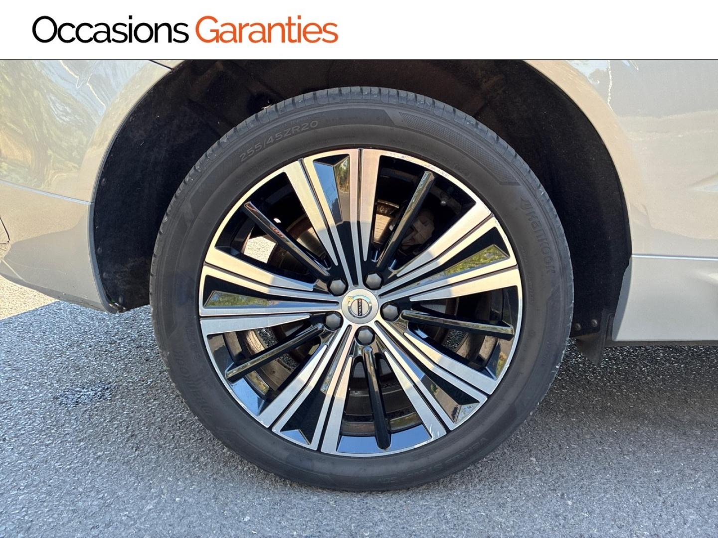 Voitures occasions VOLVO XC60 Ultimate Style Dark Clermont-Ferrand