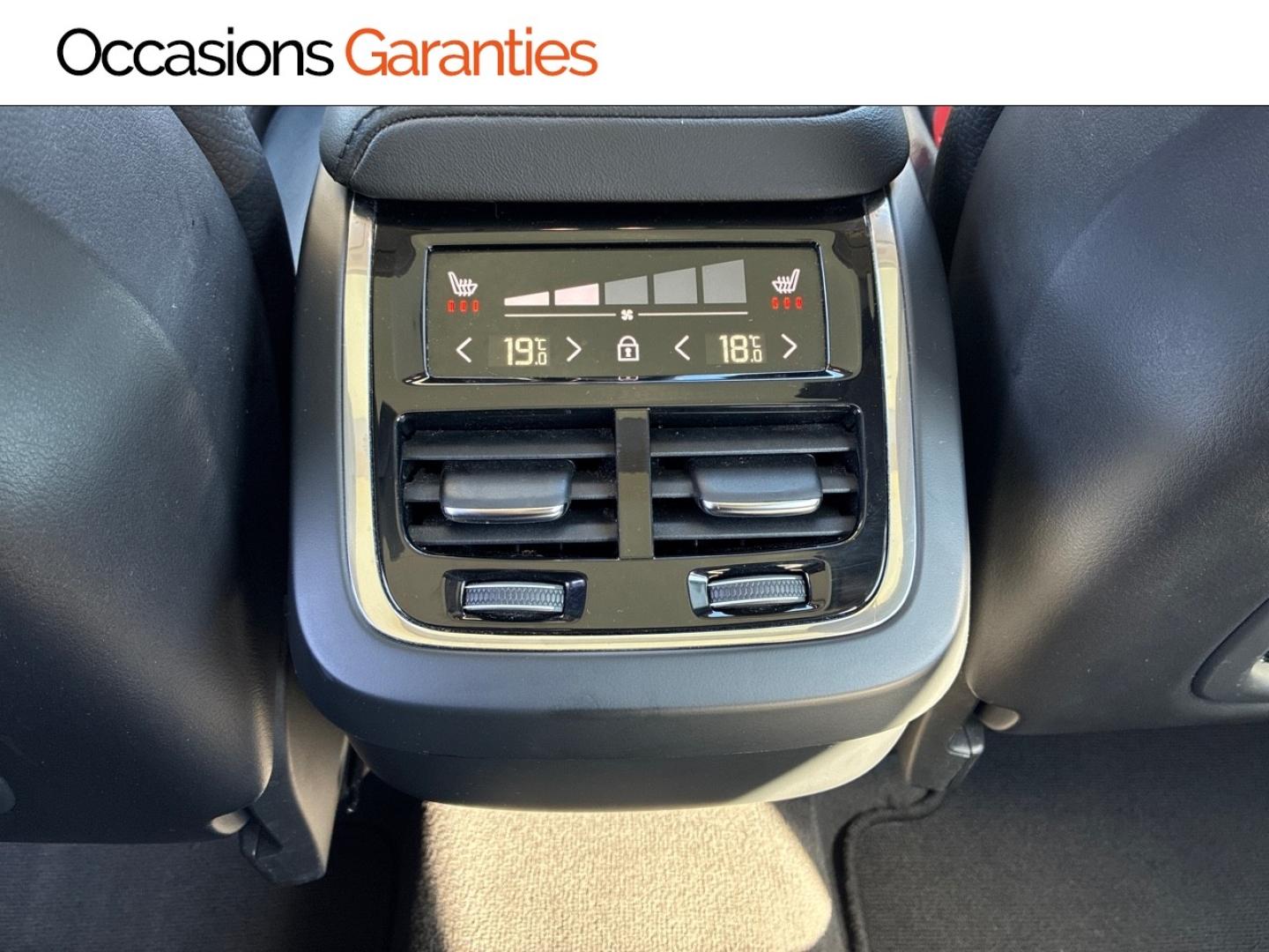 Voitures occasions VOLVO XC60 Ultimate Style Dark Clermont-Ferrand