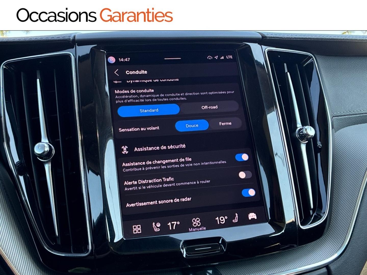 Voitures occasions VOLVO XC60 Ultimate Style Dark Clermont-Ferrand
