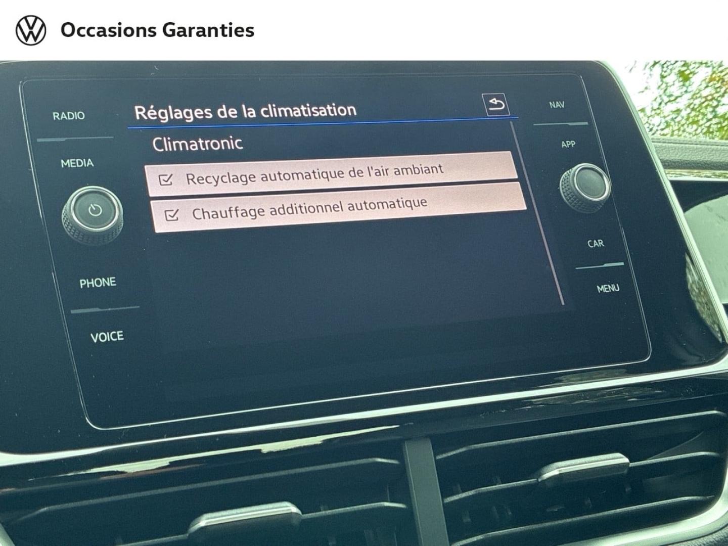 Voitures occasions VOLKSWAGEN T-ROC R-Line Clermont-Ferrand