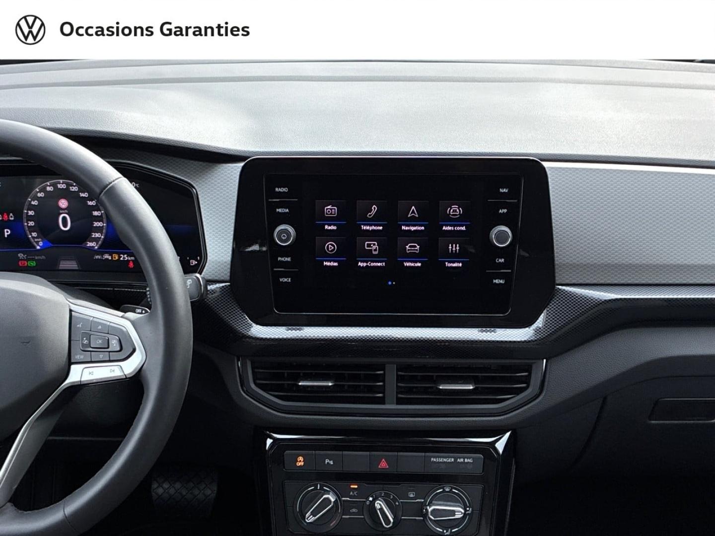 Voitures occasions VOLKSWAGEN T-CROSS VW Edition Clermont-Ferrand