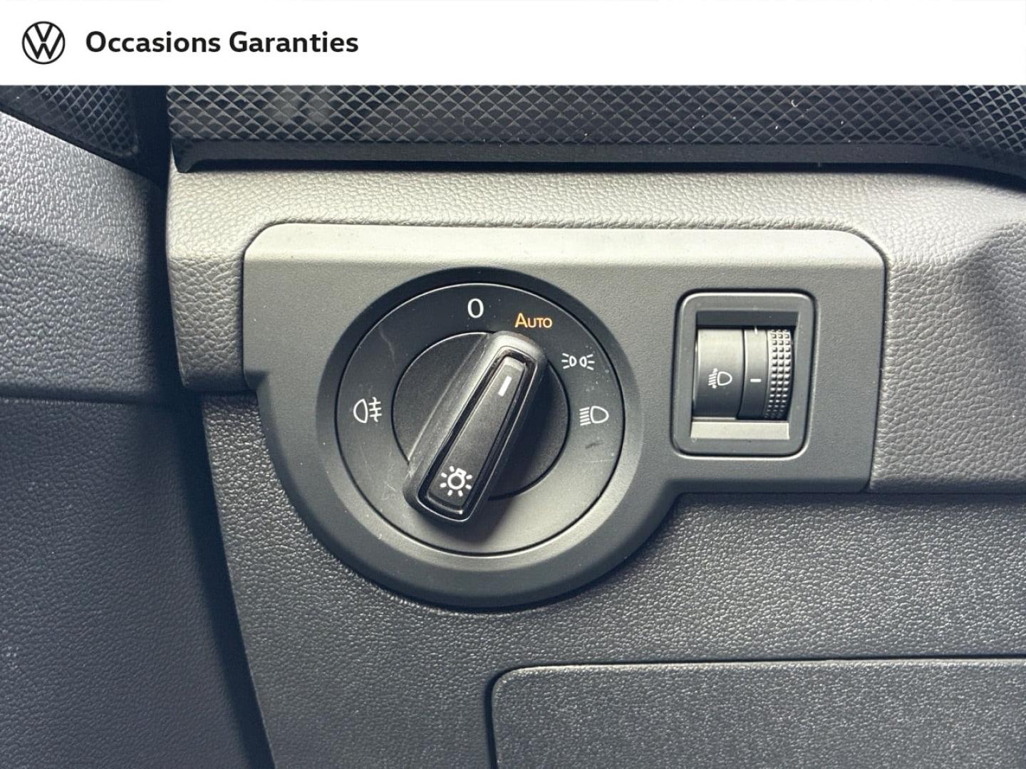 Voitures occasions VOLKSWAGEN T-CROSS VW Edition Clermont-Ferrand