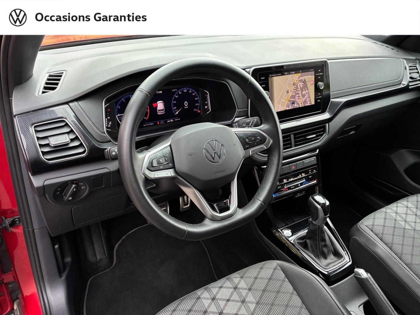 Voitures occasions VOLKSWAGEN T-CROSS R-Line Clermont-Ferrand