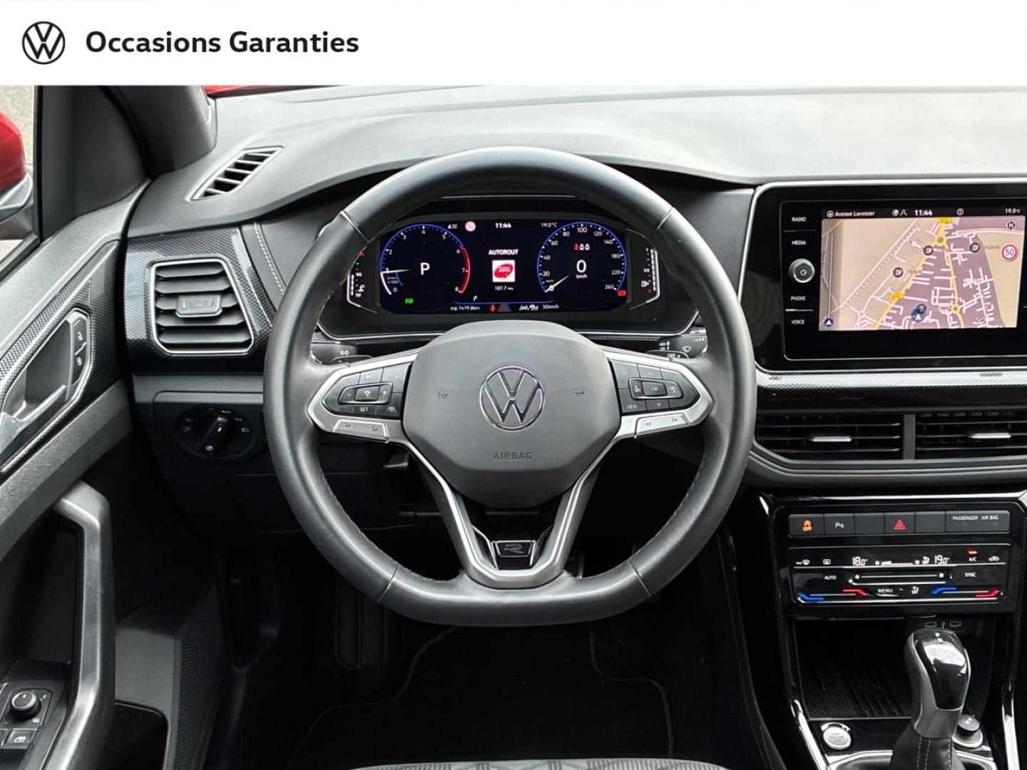 Voitures occasions VOLKSWAGEN T-CROSS R-Line Clermont-Ferrand