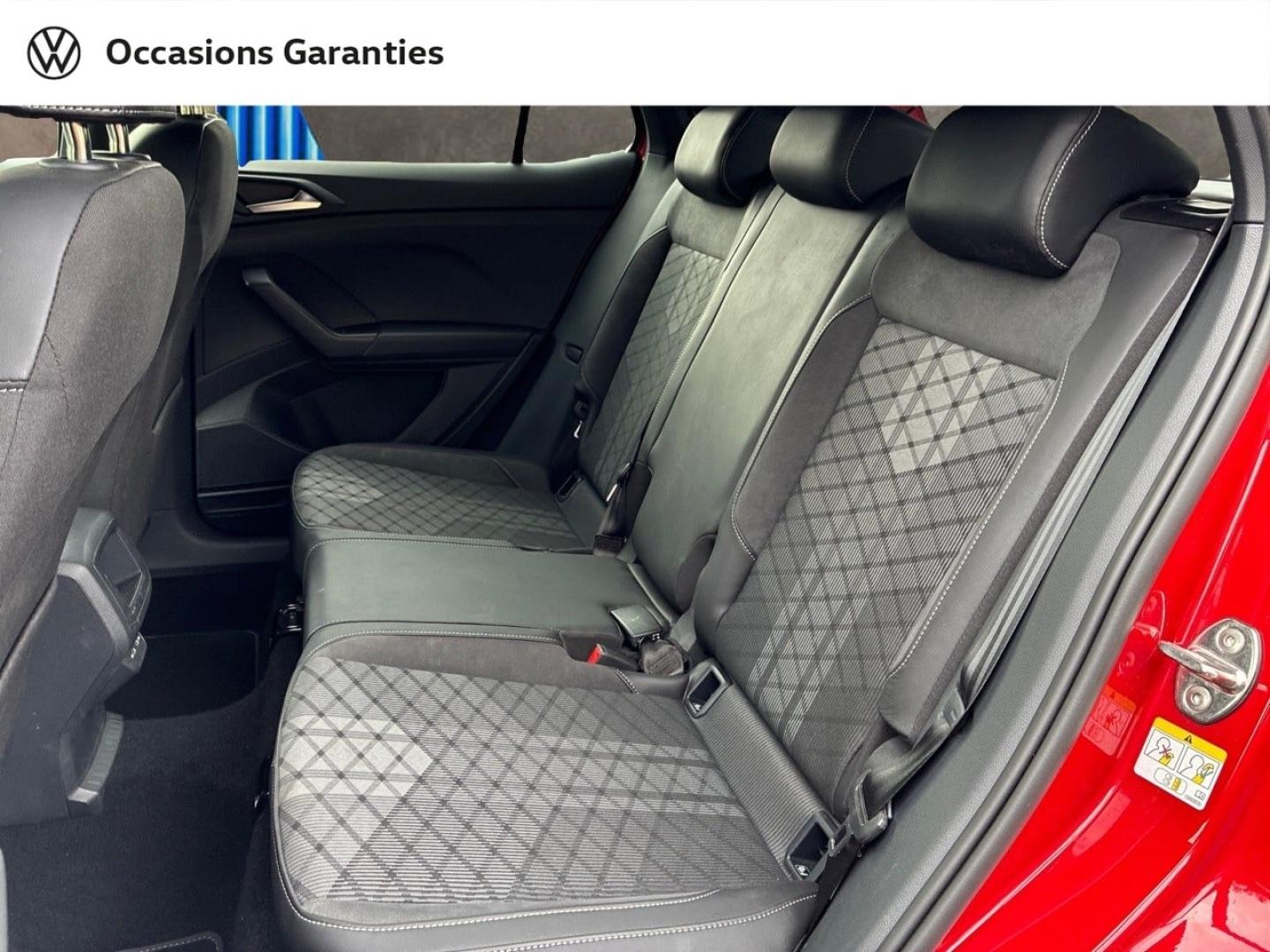 Voitures occasions VOLKSWAGEN T-CROSS R-Line Clermont-Ferrand
