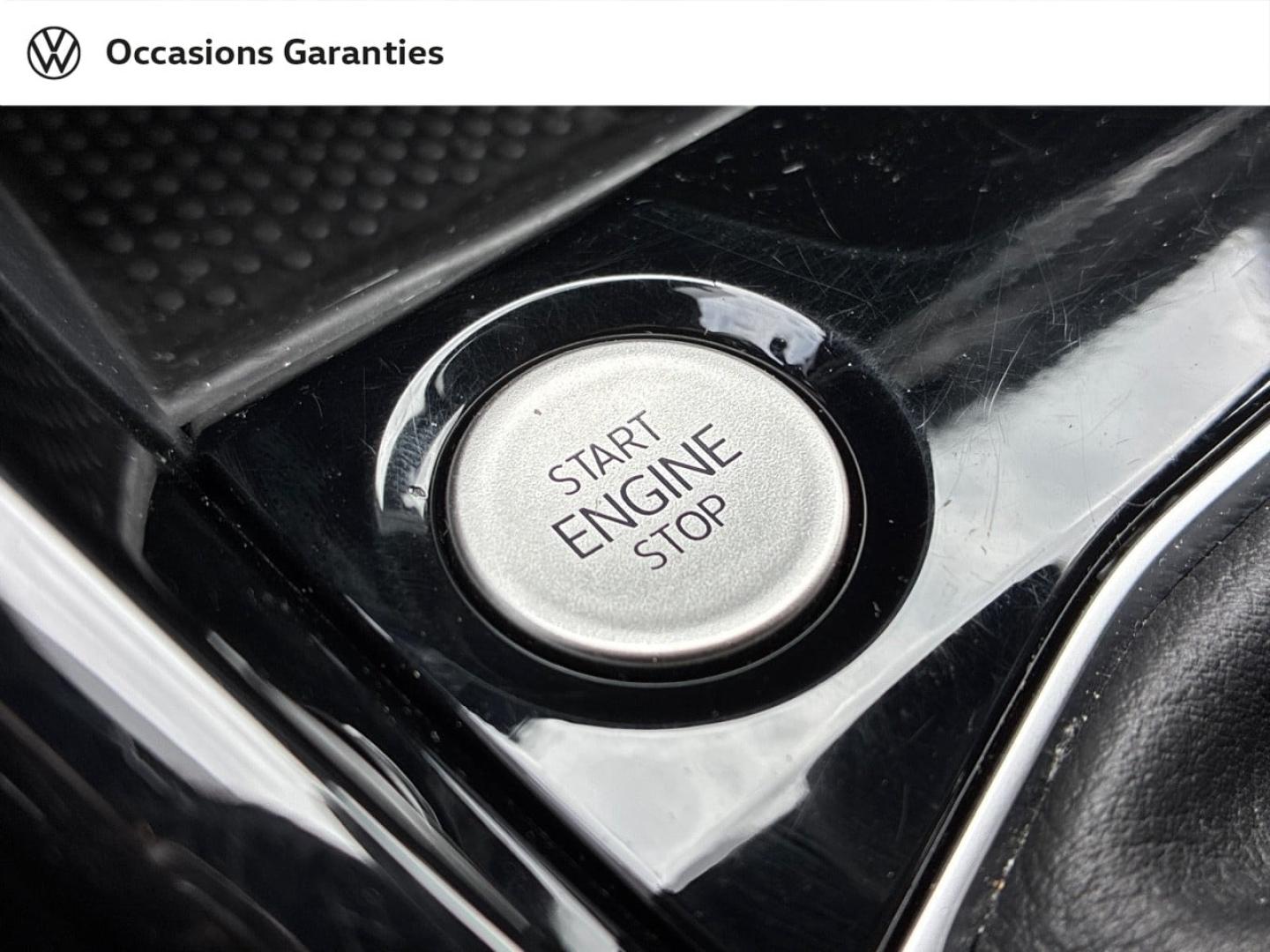 Voitures occasions VOLKSWAGEN T-CROSS R-Line Clermont-Ferrand