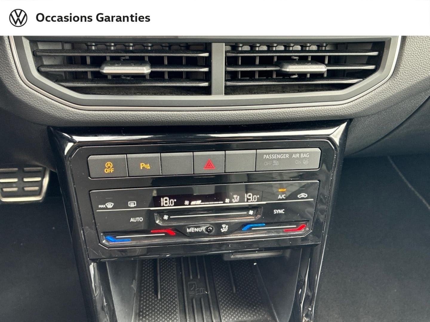 Voitures occasions VOLKSWAGEN T-CROSS R-Line Clermont-Ferrand